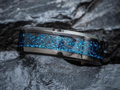 The ring I bought recently has a mysterious atmosphere